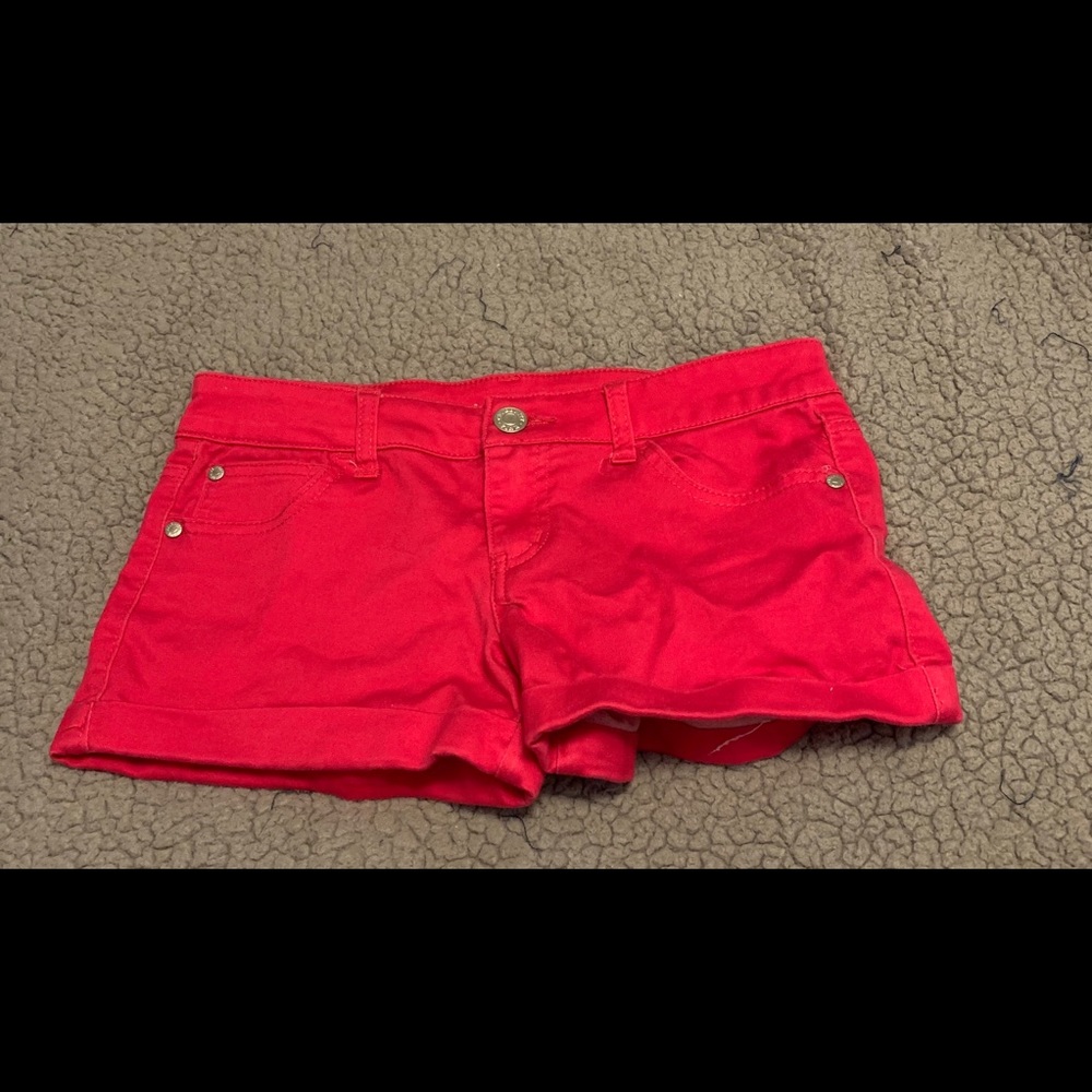 Celebrity pink hot pink size 5 juniors shorts